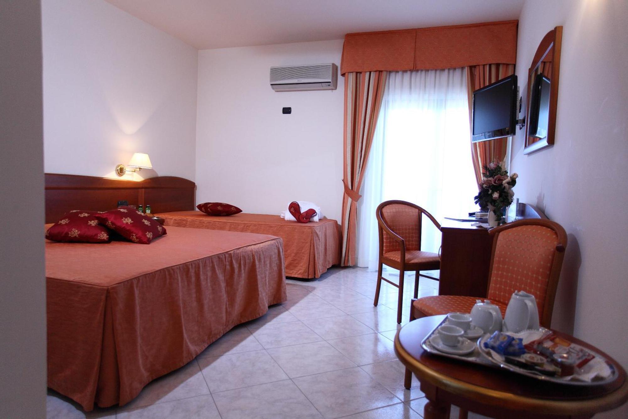 Hotel Za Maria Santo Stefano di Camastra Phòng bức ảnh