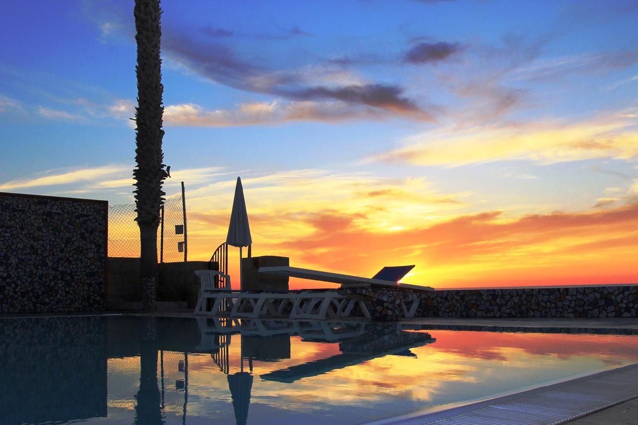 Hotel Za Maria Santo Stefano di Camastra Ngoại thất bức ảnh